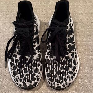 Adidas Swift Run Patterned Sneakers 7